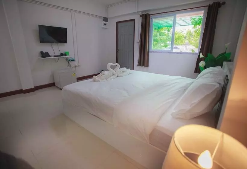 هتل Pantip Boutique