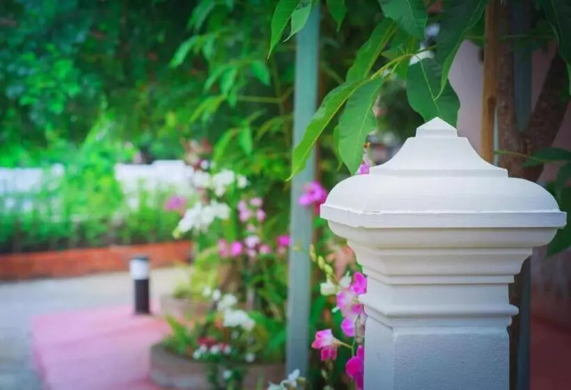 هتل Pantip Boutique