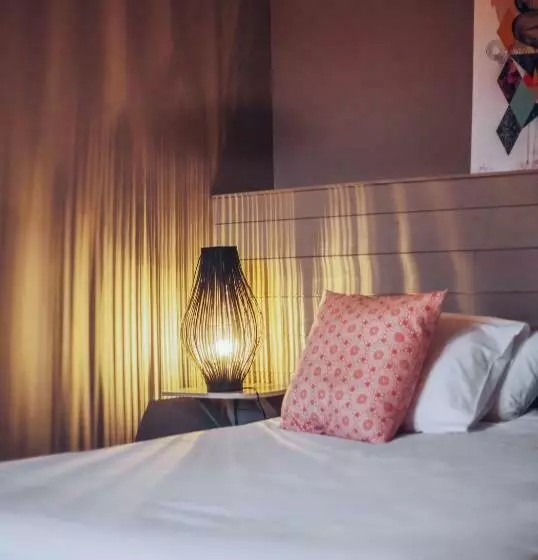 Hotelli Plumes & Coton