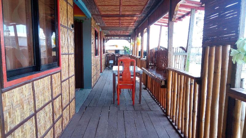 Hotell Rjc Hostel And Karaoke Bar