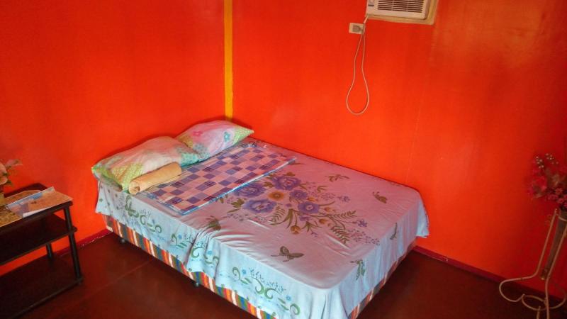 Hotell Rjc Hostel And Karaoke Bar