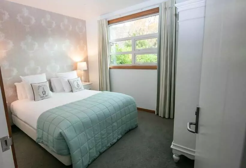 Hotelli Silverstream Retreat