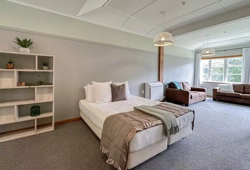 Hotelli Silverstream Retreat
