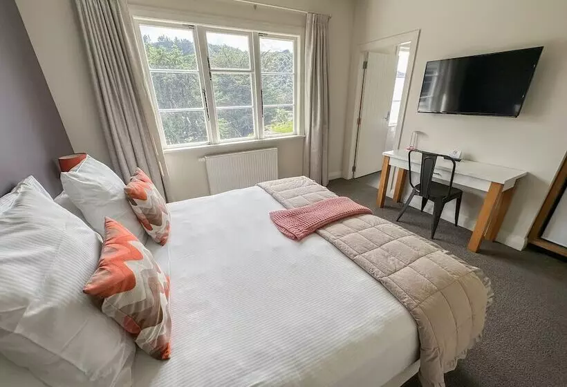 Hotelli Silverstream Retreat