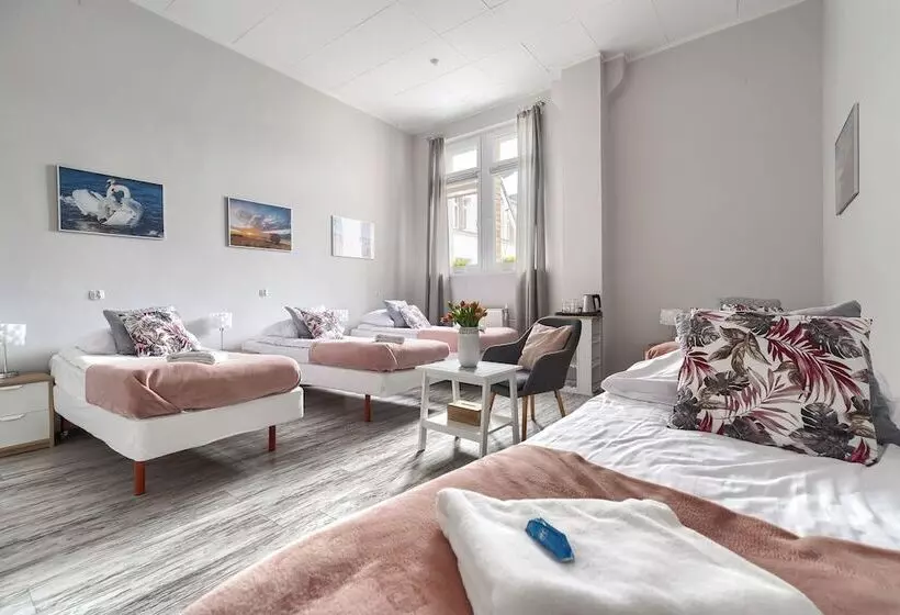 Hotelli Stawa Apart Hostel