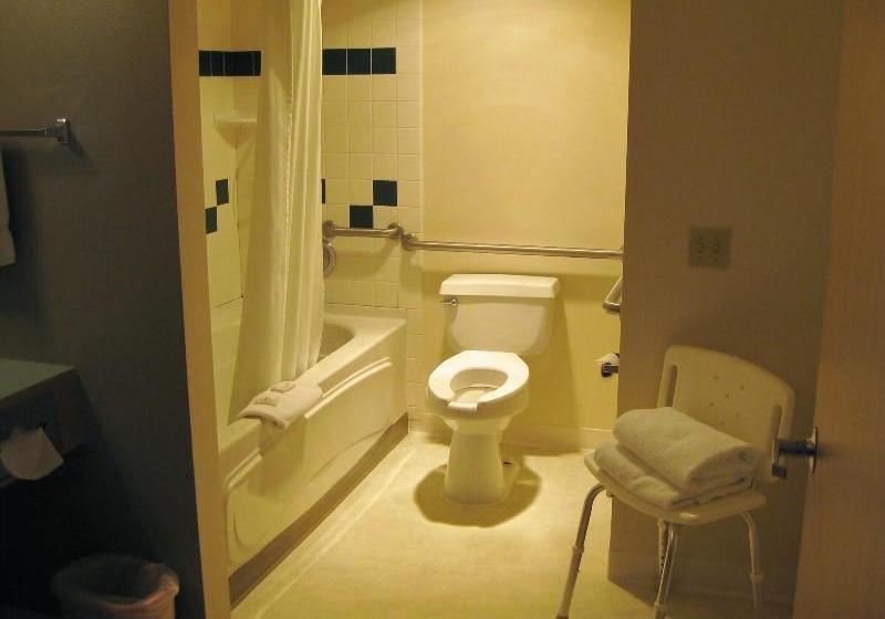 ホテル The Inn At Priest Lake