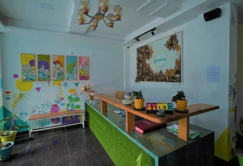 Alberg The Sweven Rishikesh