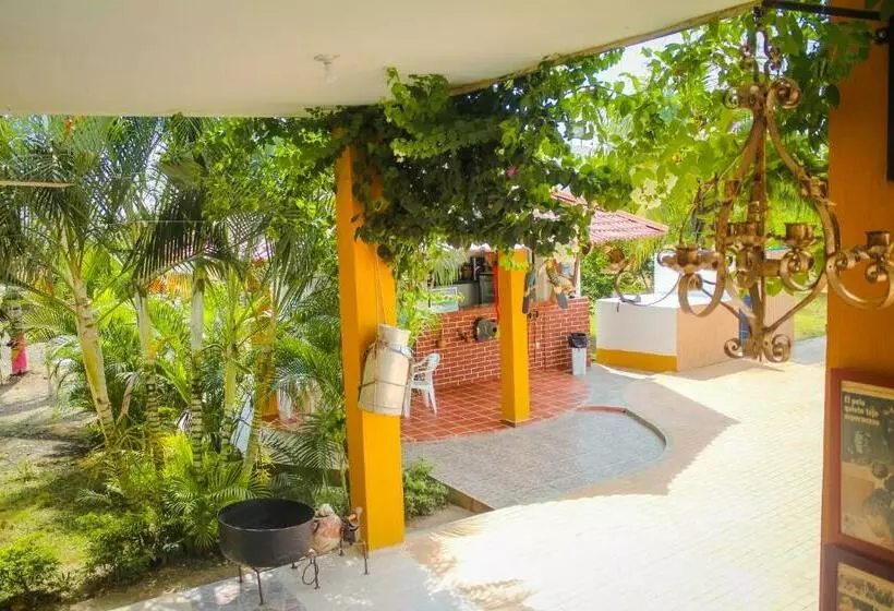 ベッドアンドブレックファースト Granja De Animales San Basilio De Palenque