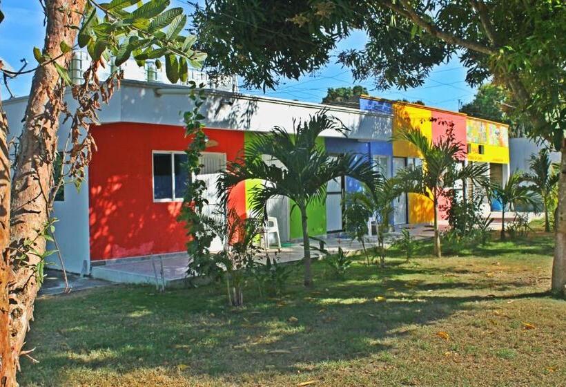 Bed and Breakfast Granja De Animales San Basilio De Palenque