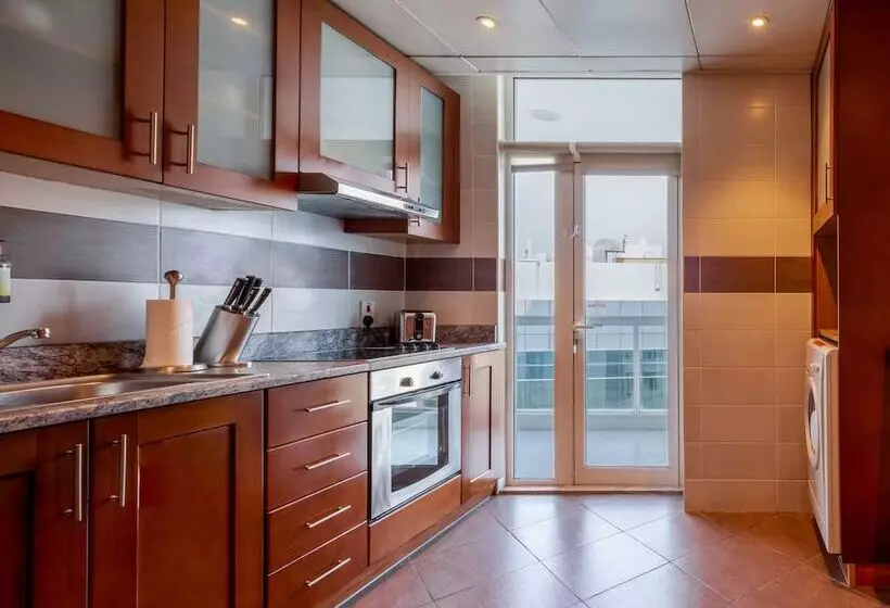 Flora Creek Deluxe Hotel Apartments, Dubai