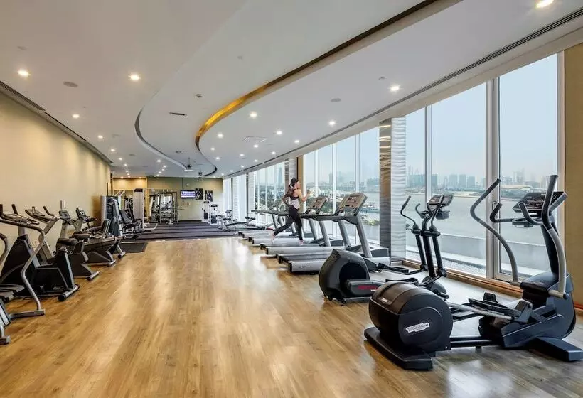 Flora Creek Deluxe Hotel Apartments, Dubai