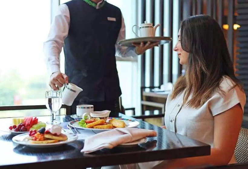 Flora Creek Deluxe Hotel Apartments, Dubai