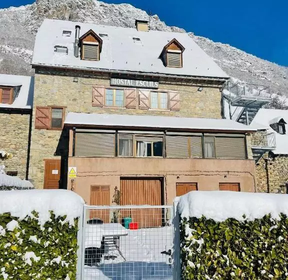 Hostal Escuils