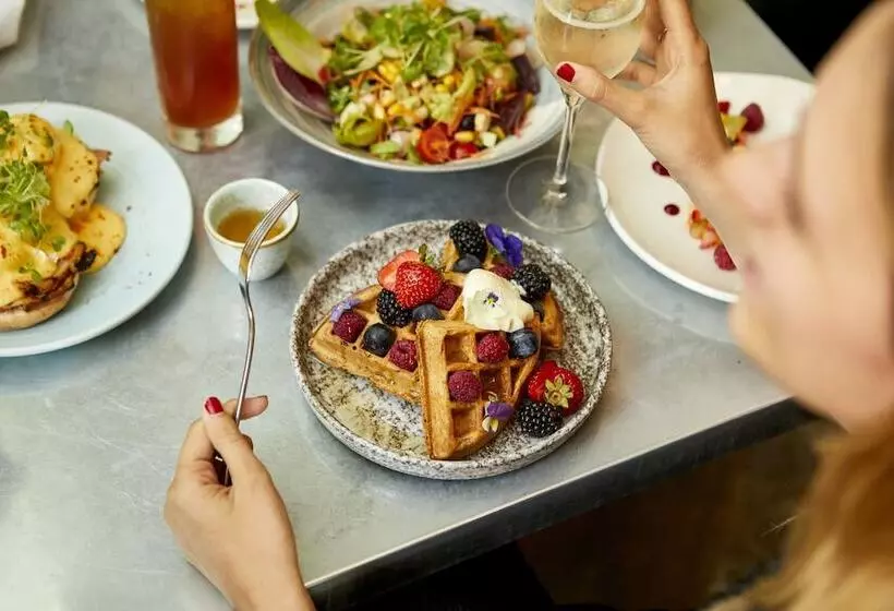 Отель Andaz London Liverpool Street, By Hyatt