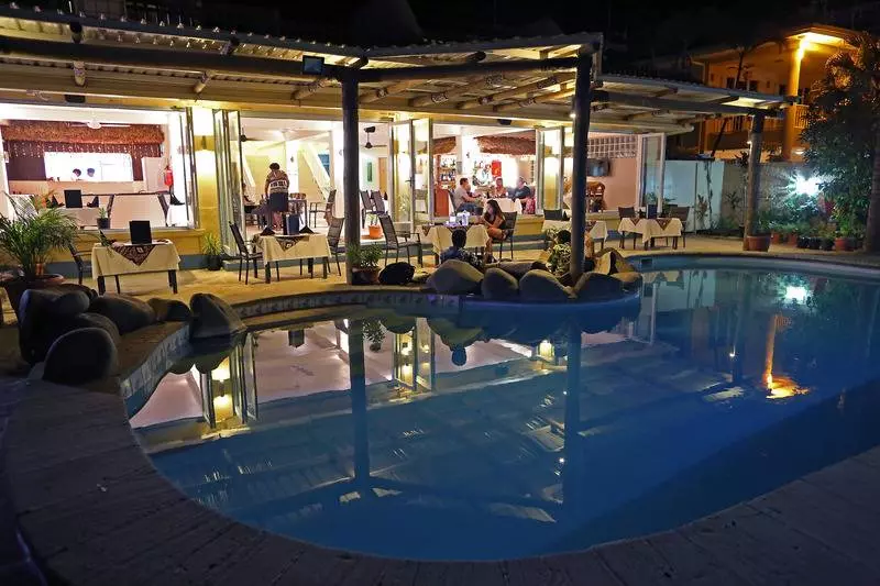 Отель Aquarius On The Beach