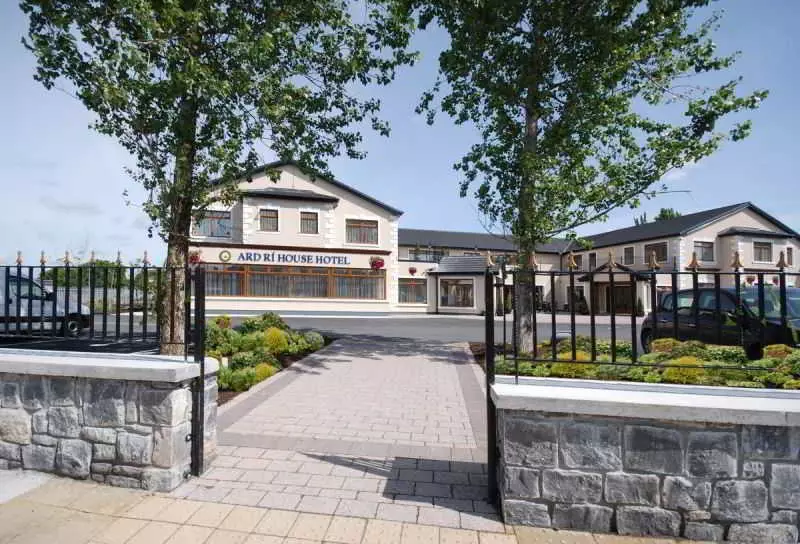 בית מלון כפרי Ard Ri House