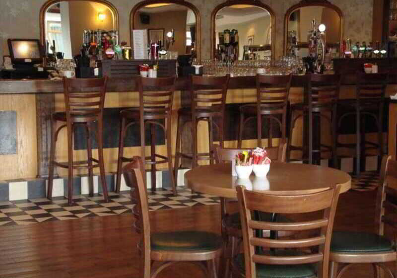 Отель Ard Ri House