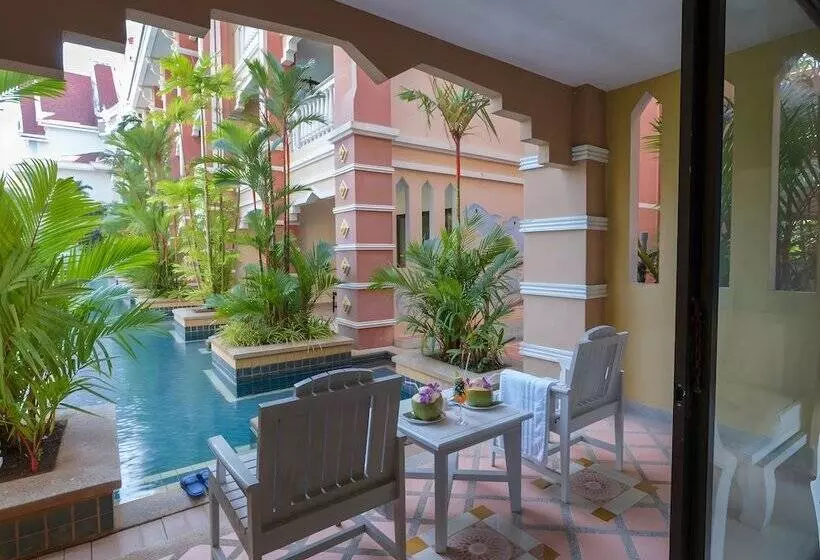 فندق Ayodhaya Palace Beach Resort Krabi