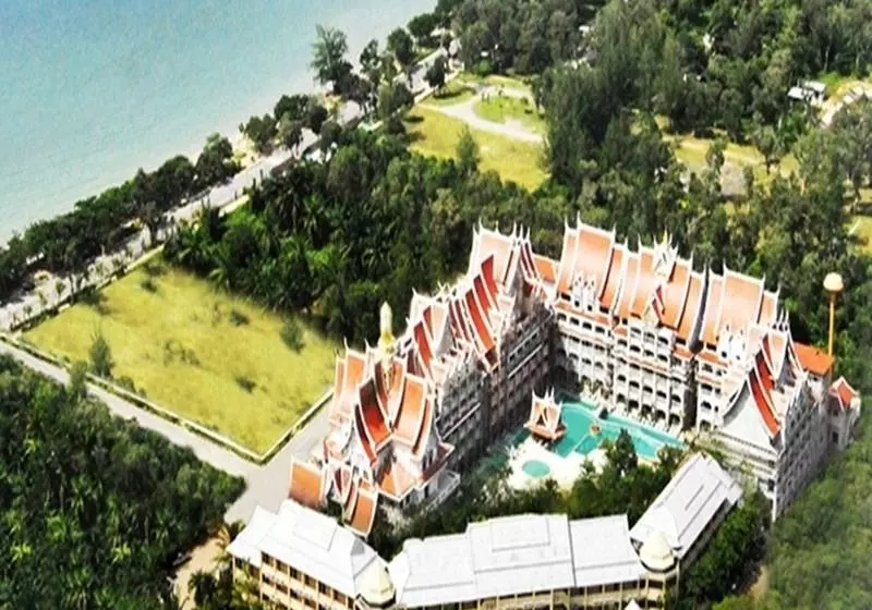 فندق Ayodhaya Palace Beach Resort Krabi
