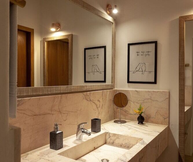 ホテル Etnia Casa