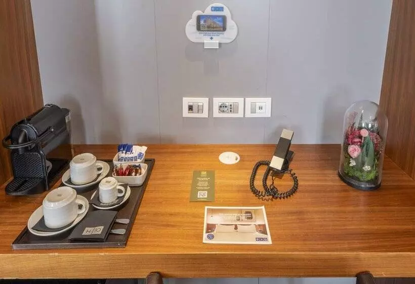 هتل H10 Roma Citta