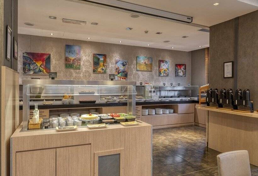 Hotel H10 Roma Citta