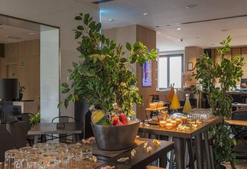 Hotel H10 Roma Citta