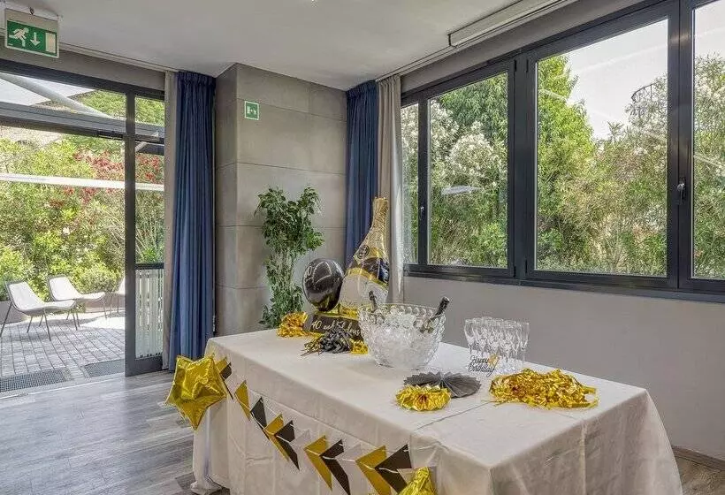 هتل H10 Roma Citta