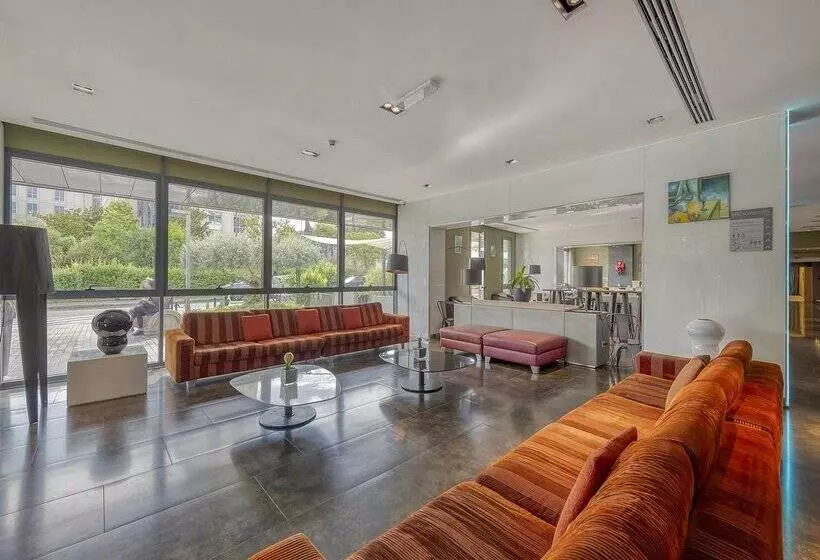 هتل H10 Roma Citta