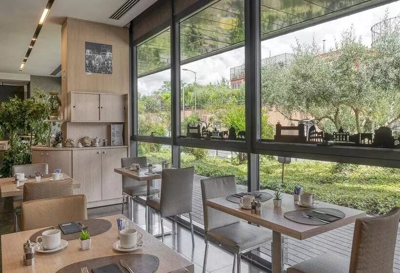 هتل H10 Roma Citta