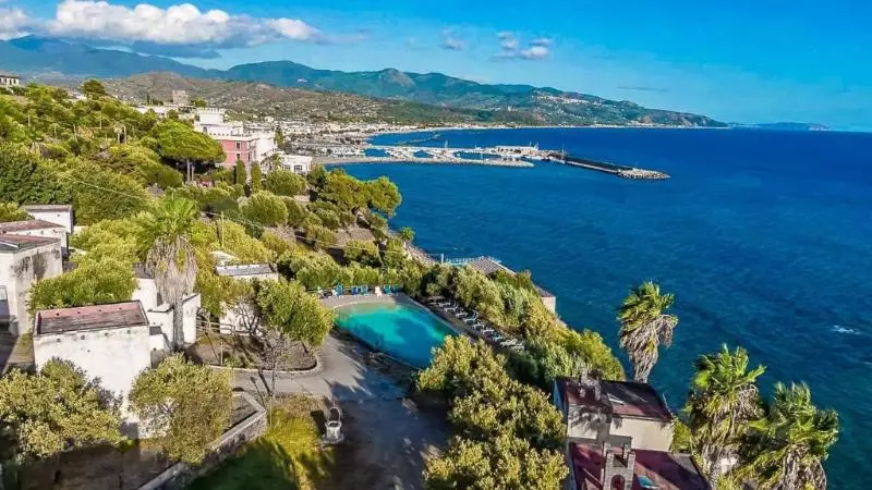 Hotelli Hydra Club