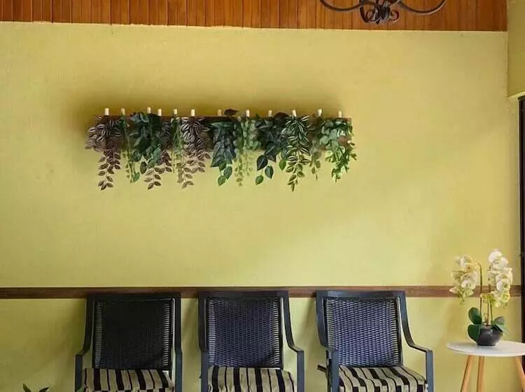 Hotel Jardines De Monteverde