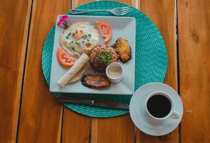 Hotel Jardines De Monteverde