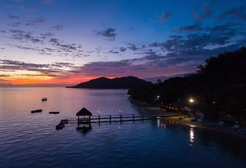 Hotel Malolo Island Resort