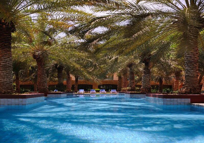Mövenpick Hotel & Resort Al Bida A