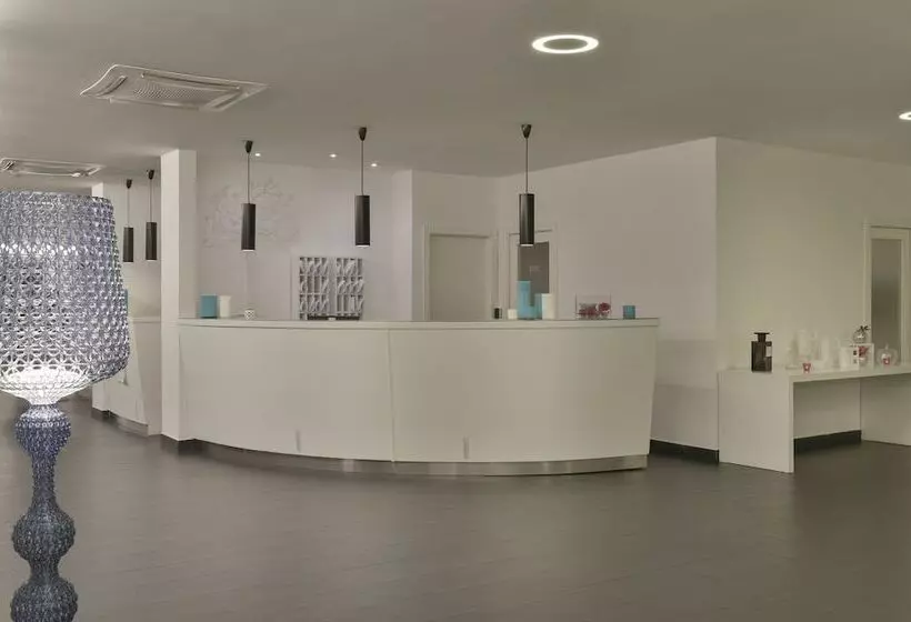 Otel Paestum Inn Beach Resort