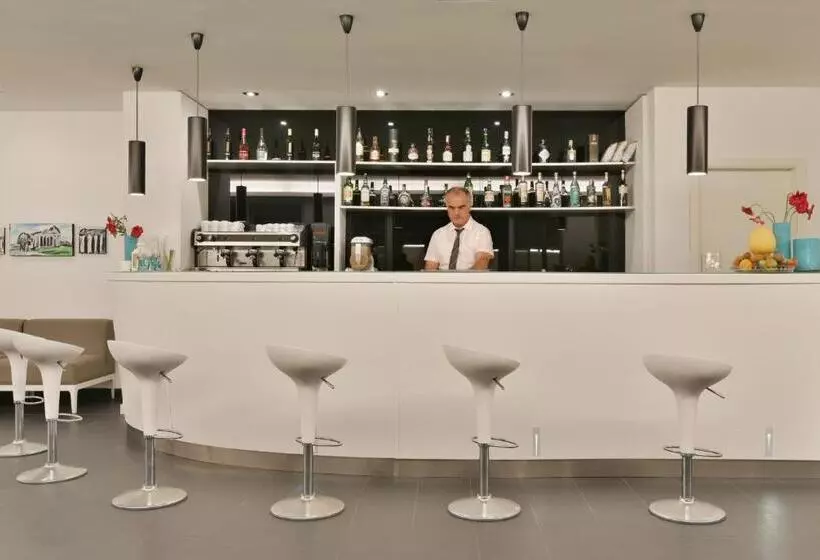 Otel Paestum Inn Beach Resort