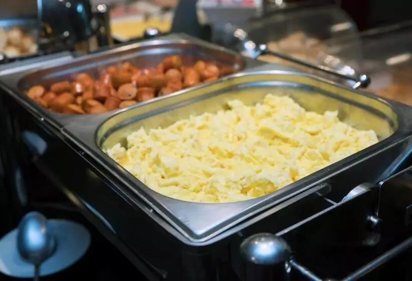 Hotelli Plaza Barra First