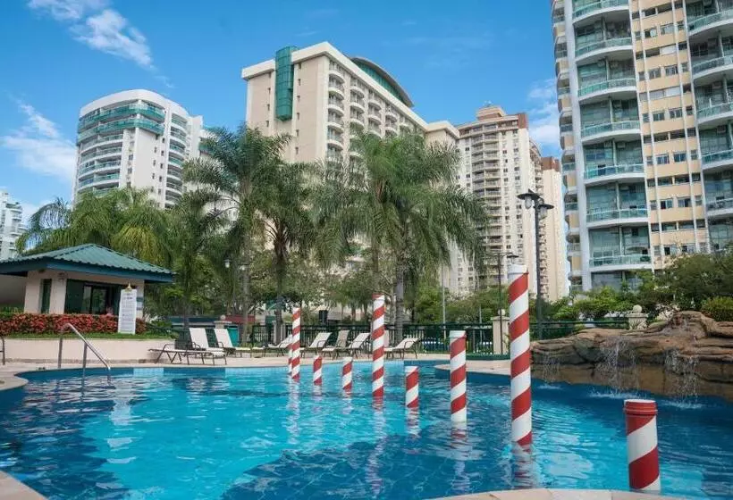 Hotelli Plaza Barra First