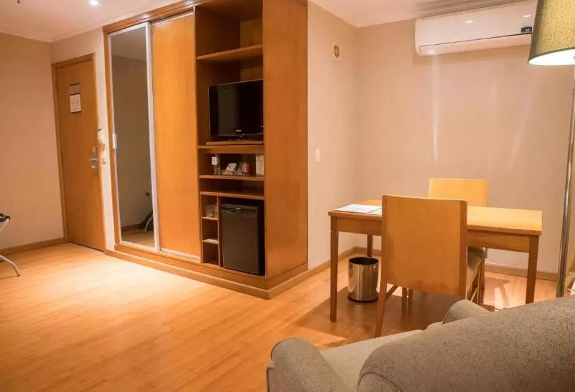 Hotelli Plaza Barra First