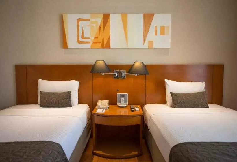 Hotelli Plaza Barra First