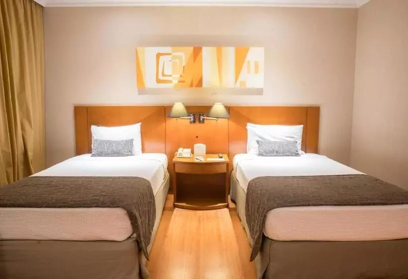 Hotelli Plaza Barra First