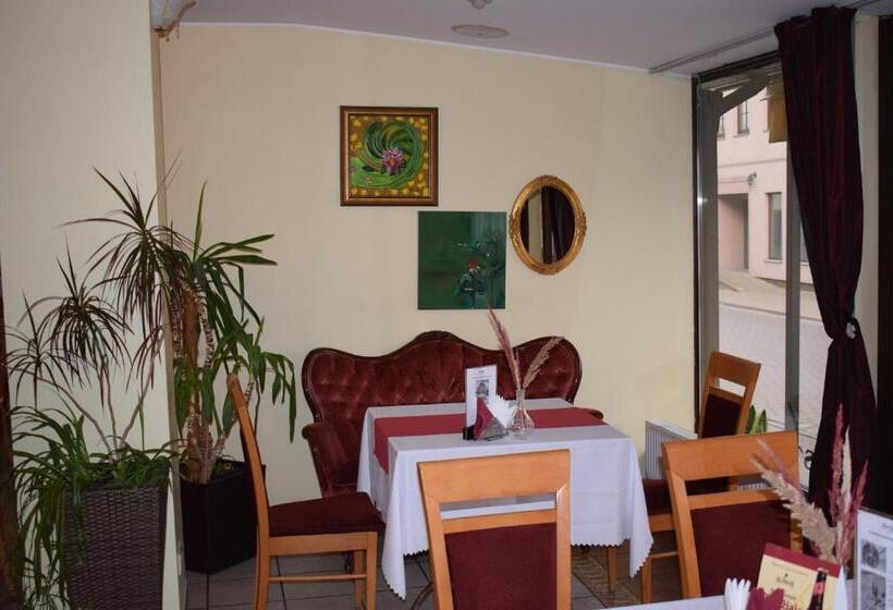 هتل Restaurant Smilga