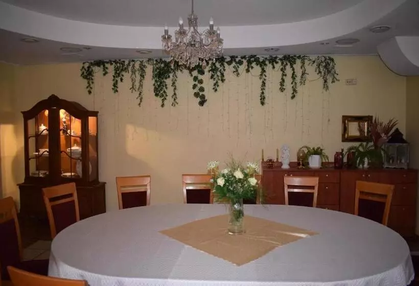 هتل Restaurant Smilga