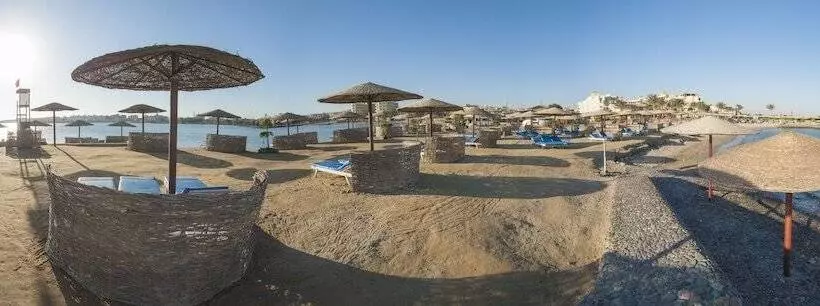 호텔 Sea Star Beau Rivage