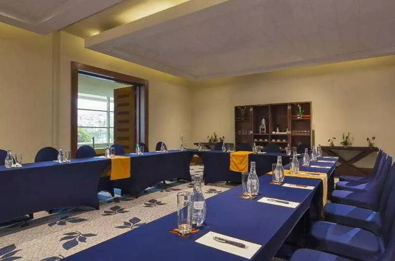 Sheraton Miramar Hotel & Convention Center