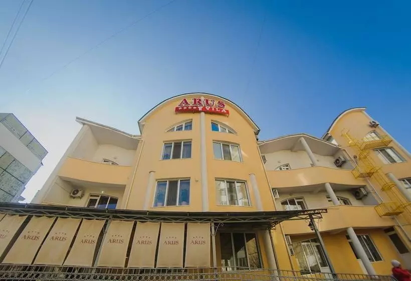 هتل Villa Arus
