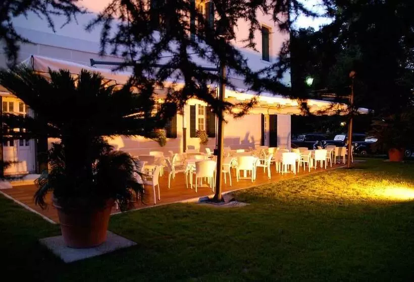 Отель Villa Revedin