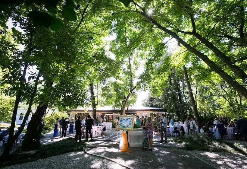 Отель Villa Revedin