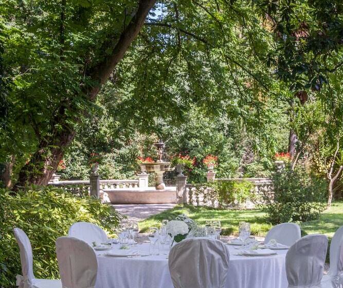 호텔 Villa Revedin